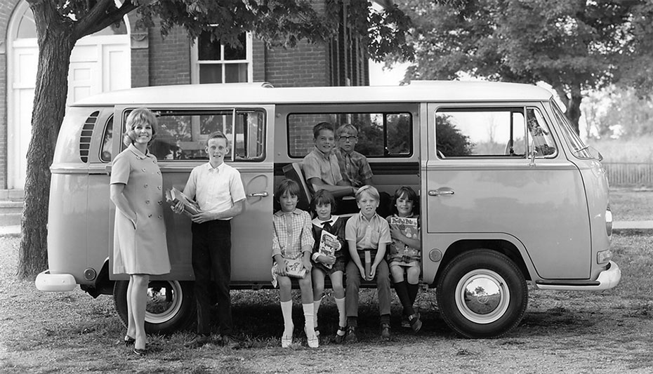 Vintidz-fotografije-ljudi-i-njihovih-Volkswagen-kombija